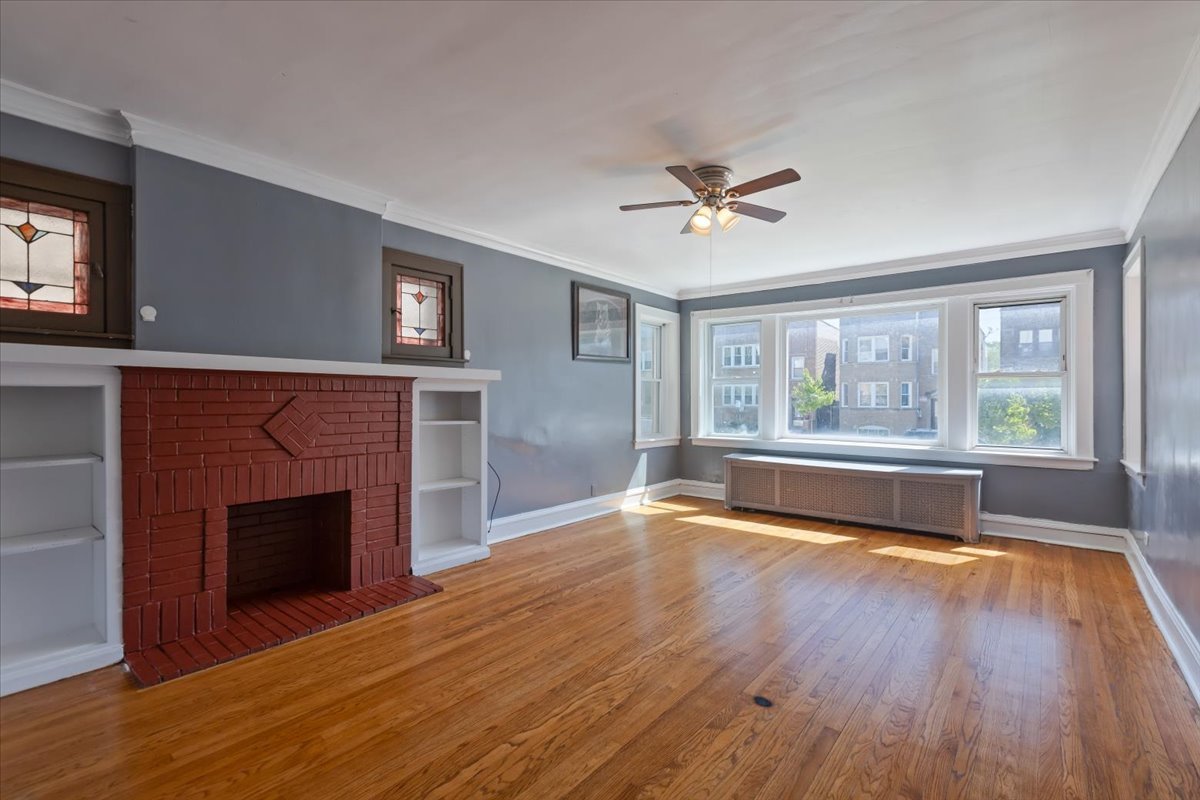 Chicago, Illinois, 60659, United States, 9 Bedrooms Bedrooms, ,Residential,For Sale,1905670
