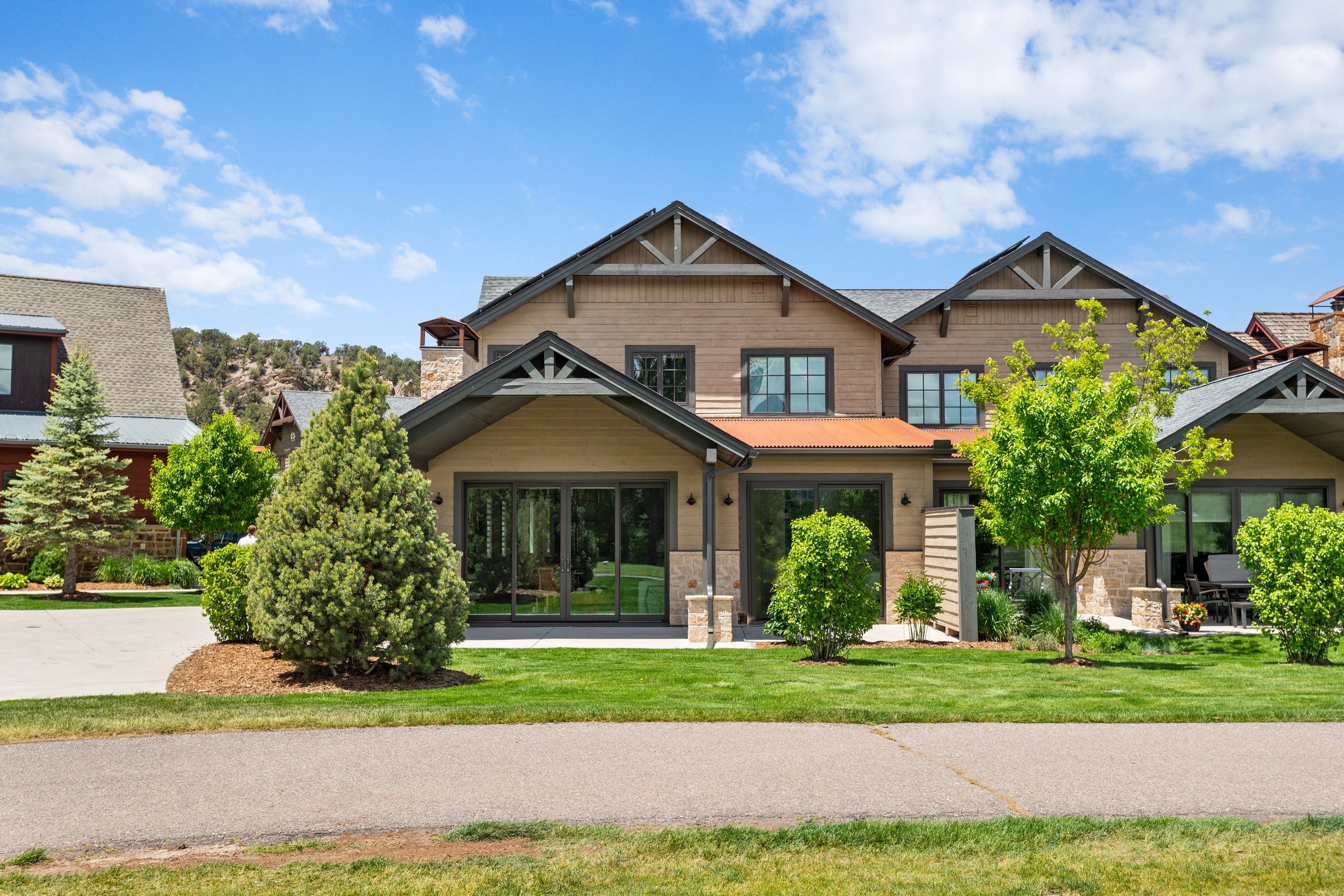  Sophisticated Townhome in The Fairway - 物件實景