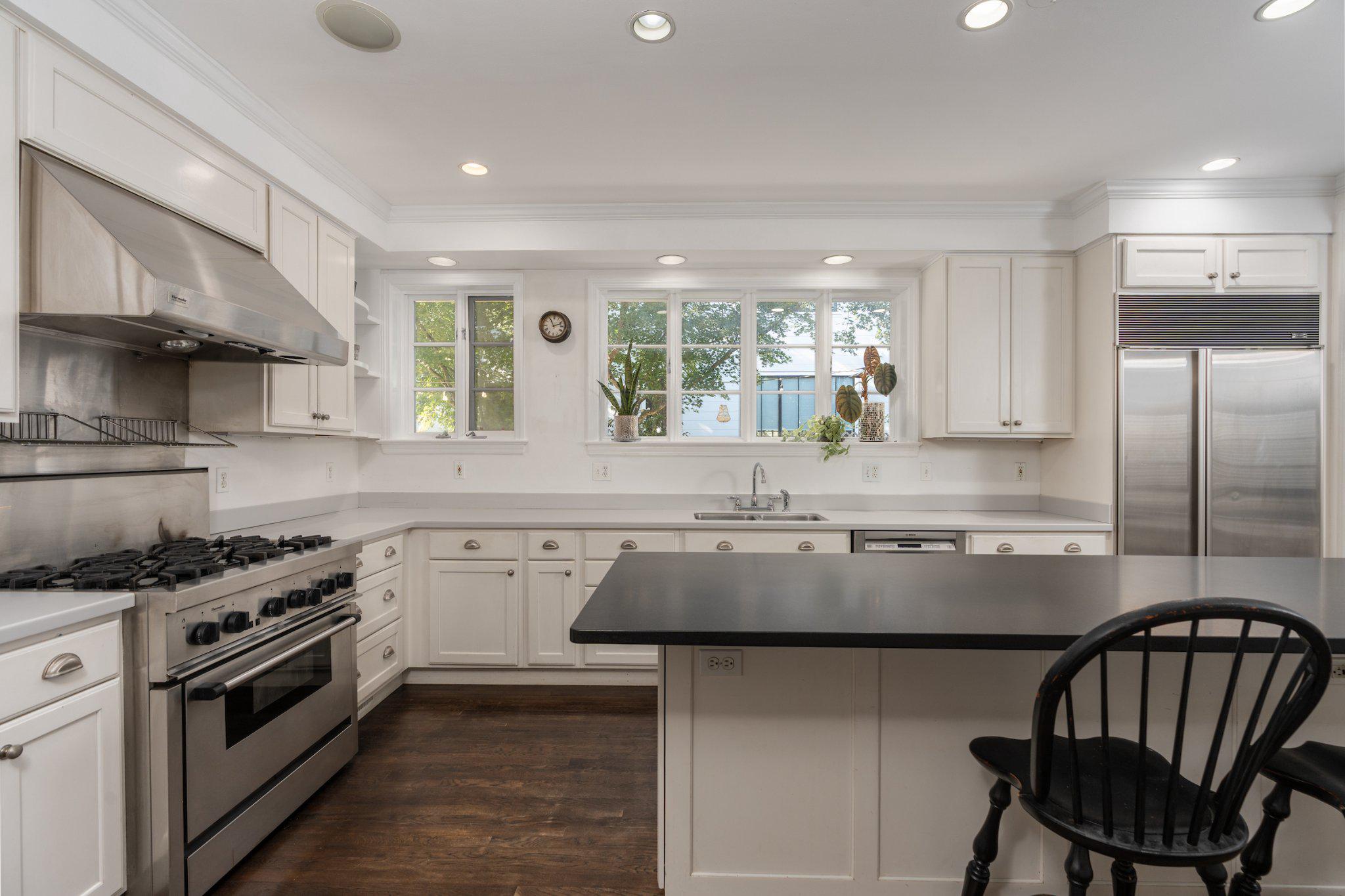  6928 Barrett Lane, Bethesda, MD, 20814 - 物件實景