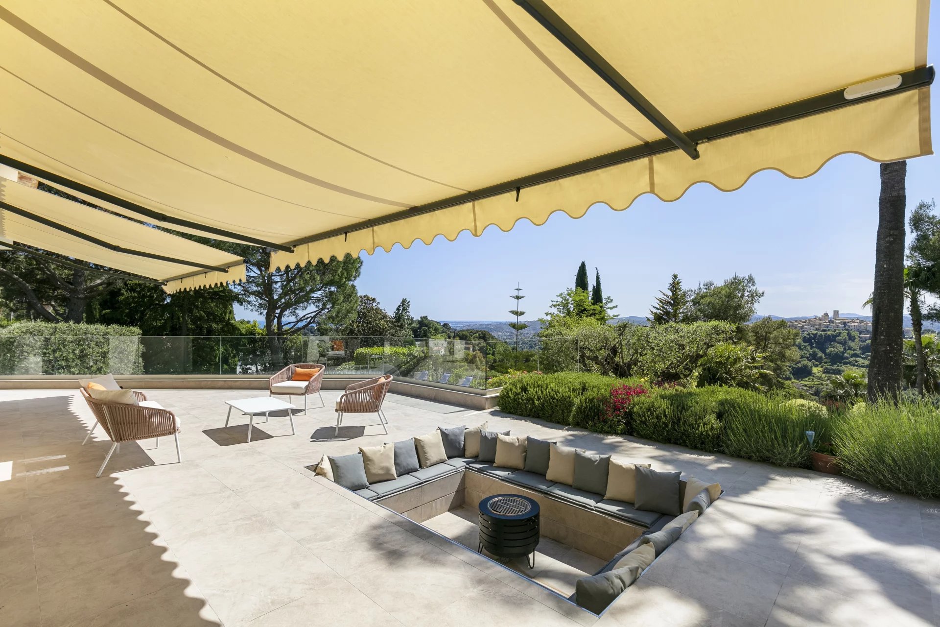Saint-Paul-de-Vence, Provence-Alpes-Côte d’Azur, 06570, FR, 10 Bedrooms Bedrooms, ,14 BathroomsBathrooms,Residential,For Sale,1819144