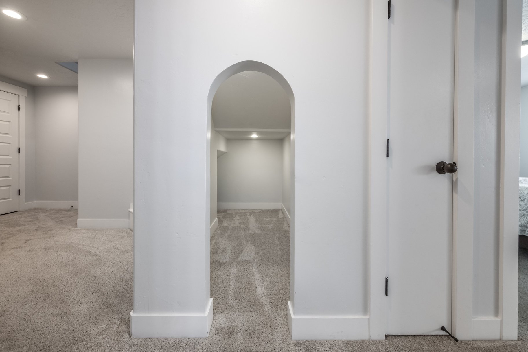  4 bed 3.5 Bath Herriman Townhome With Open Floor Plan & Playground Access - 物件實景