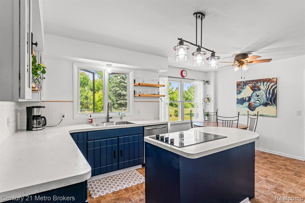 Lapeer, Michigan, 48446, United States, 4 Bedrooms Bedrooms, ,3 BathroomsBathrooms,Residential,For Sale,1982029