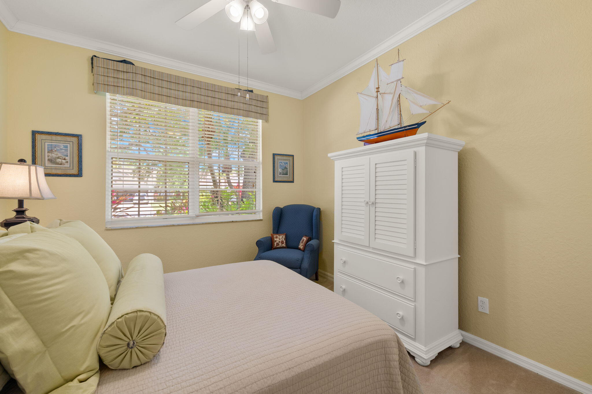 Naples, Florida, 34104, United States, 2 Bedrooms Bedrooms, ,2 BathroomsBathrooms,Residential,For Sale,1990967