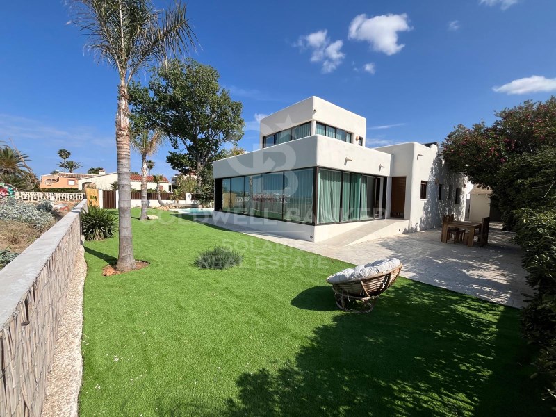 Alicante, D?nia, Les Marines/Las Marinas Alicante, Dénia, Comunidad Valenciana, ES, 4 Bedrooms Bedrooms, ,4 BathroomsBathrooms,Residential,For Sale,Alicante, D?nia, Les Marines/Las Marinas Alicante,1627635