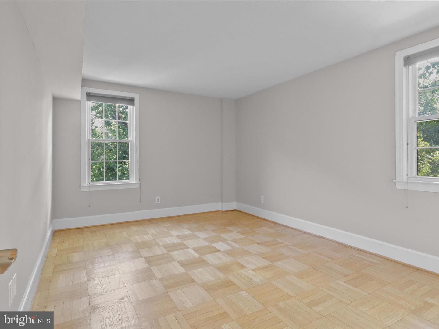 Washington, District of Columbia, 20008, United States, 2 Bedrooms Bedrooms, ,1 BathroomBathrooms,Residential,For Sale,1875463