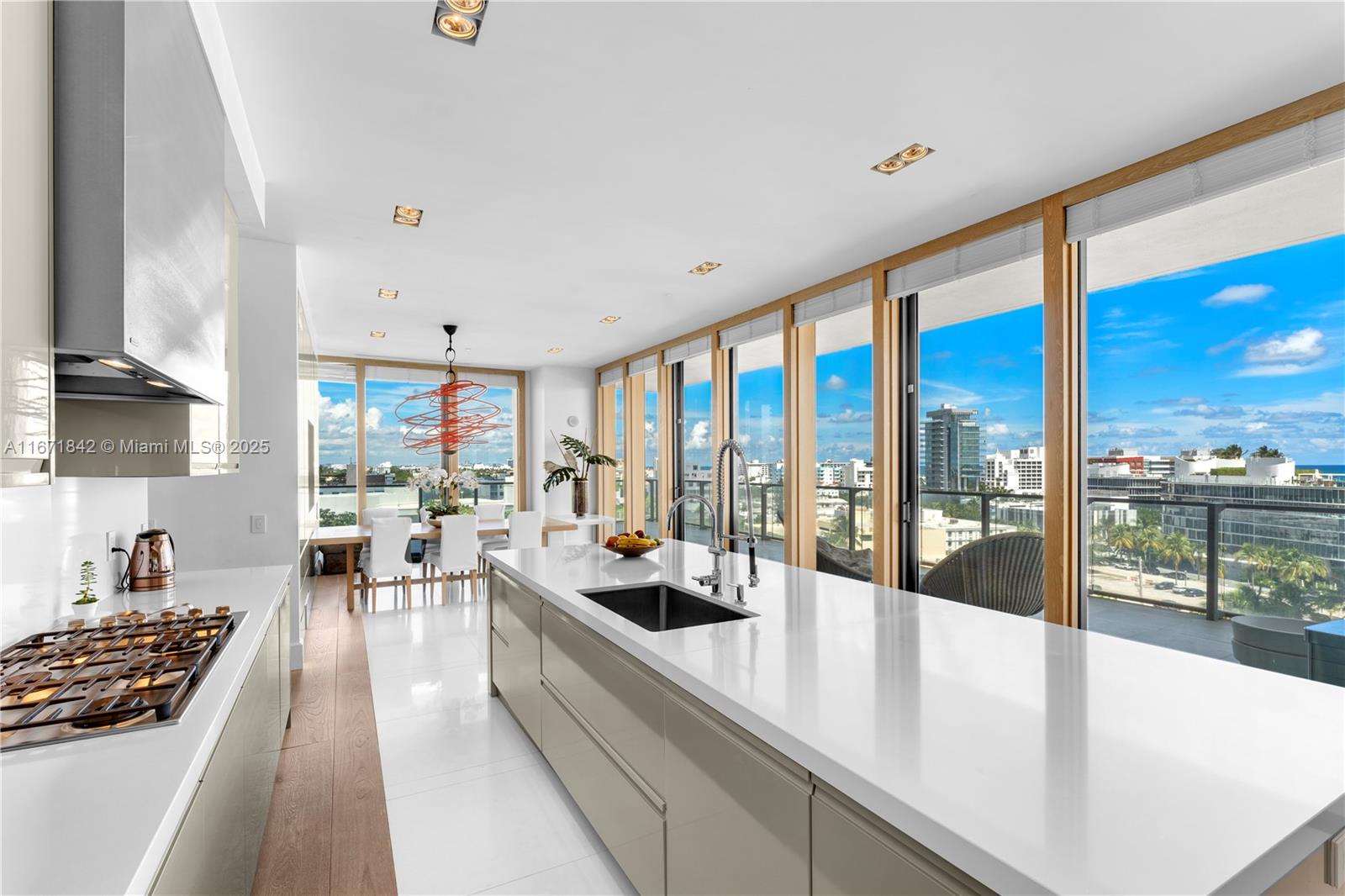 Miami Beach, Florida, 33139, United States, 4 Bedrooms Bedrooms, ,4 BathroomsBathrooms,Residential,For Sale,1840122