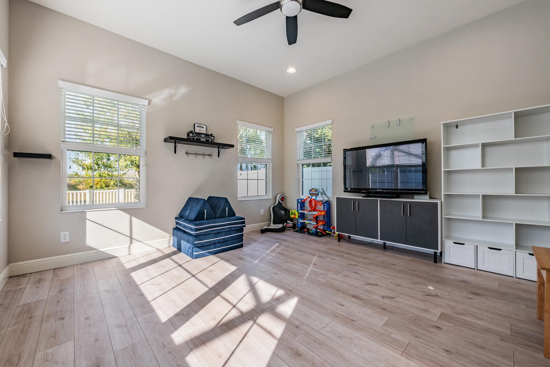 Land O Lakes, Florida, 34638, United States, 4 Bedrooms Bedrooms, ,3 BathroomsBathrooms,Residential,For Sale,2005622