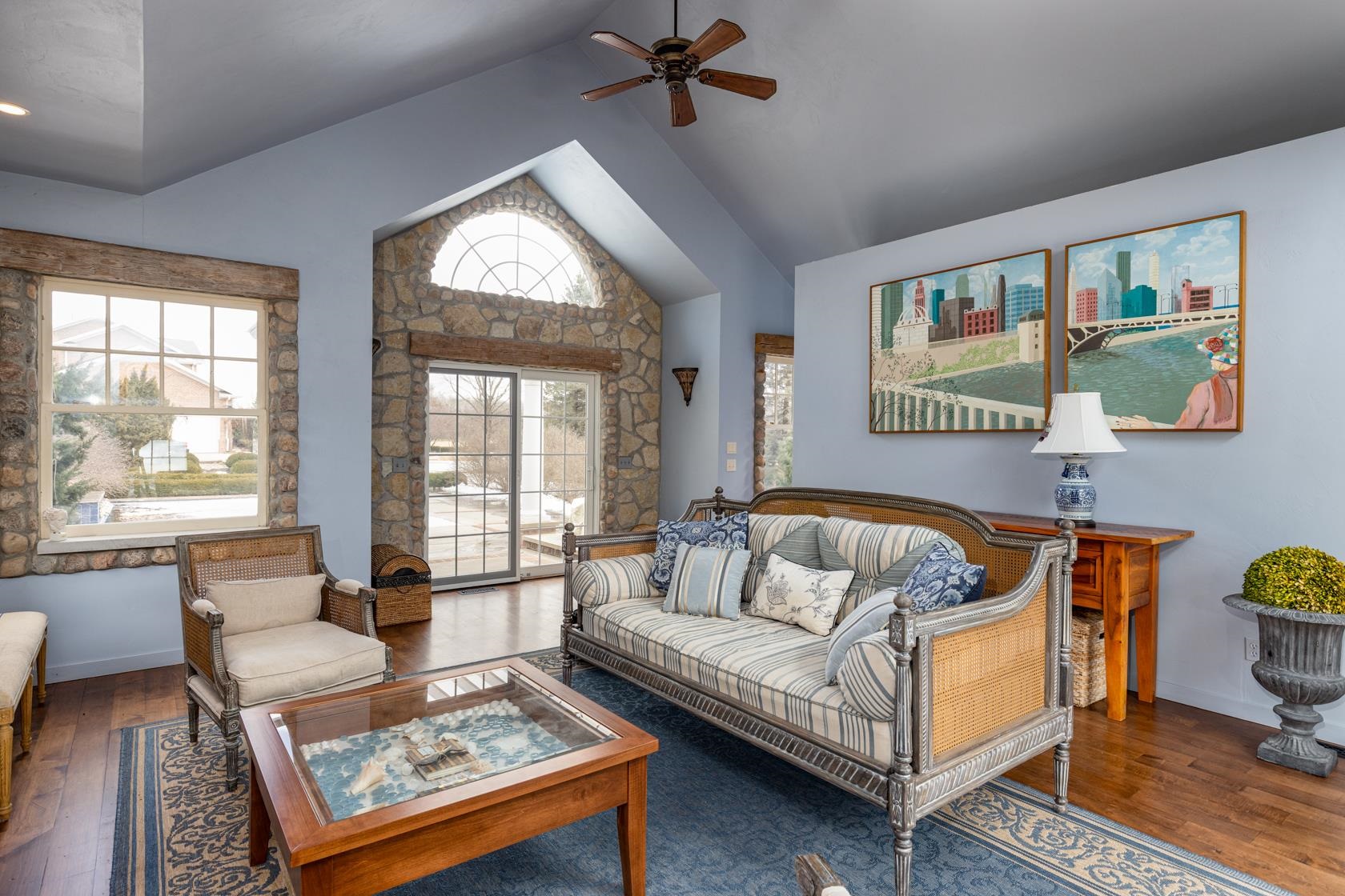 Hortonville, Wisconsin, 54944, United States, 4 Bedrooms Bedrooms, ,6 BathroomsBathrooms,Residential,For Sale,1983735