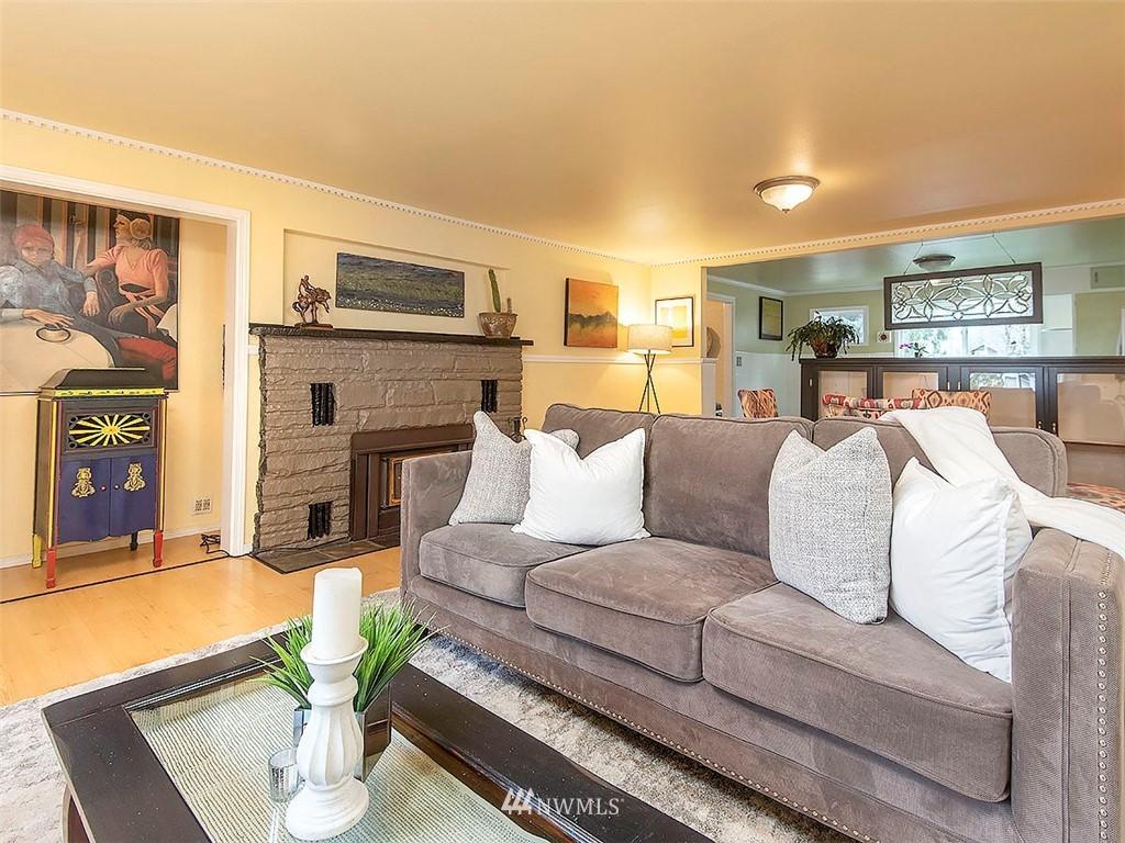 39735 WALNUT STREET, SNOQUALMIE, Washington, 98065, United States, 3 Bedrooms Bedrooms, ,3 BathroomsBathrooms,Residential,For Sale,39735 WALNUT STREET,1627977