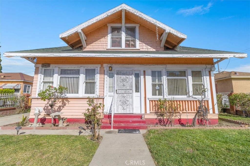 Lynwood, California, 90262, United States, 4 Bedrooms Bedrooms, ,1 BathroomBathrooms,Residential,For Sale,2013779