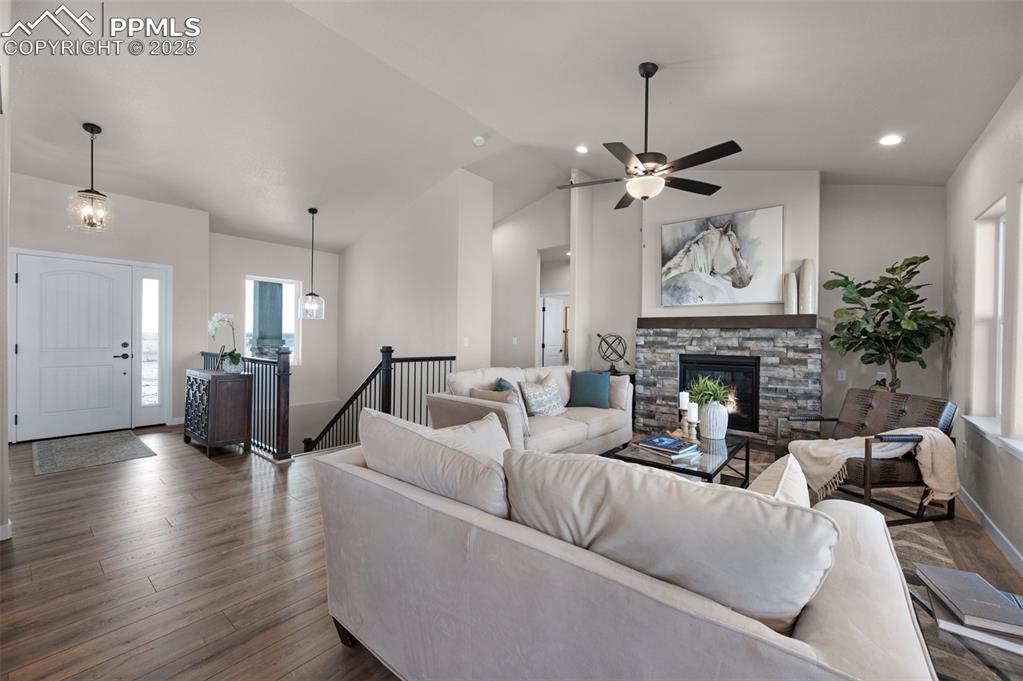 Colorado Springs, Colorado, 80908, United States, 4 Bedrooms Bedrooms, ,4 BathroomsBathrooms,Residential,For Sale,1792890