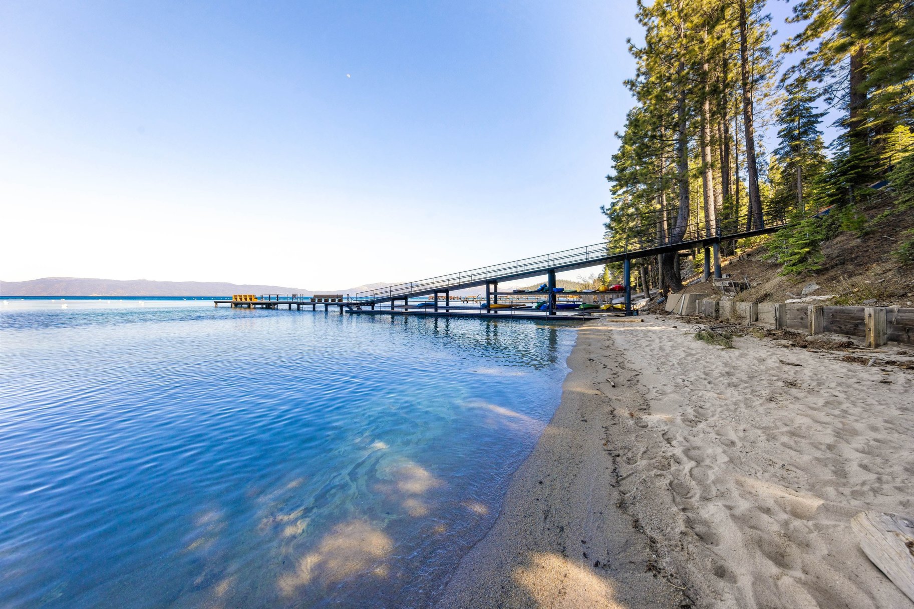  Lake Tahoe Sanctuary with HOA Pier, Beach, and Buoy Field - 物件實景