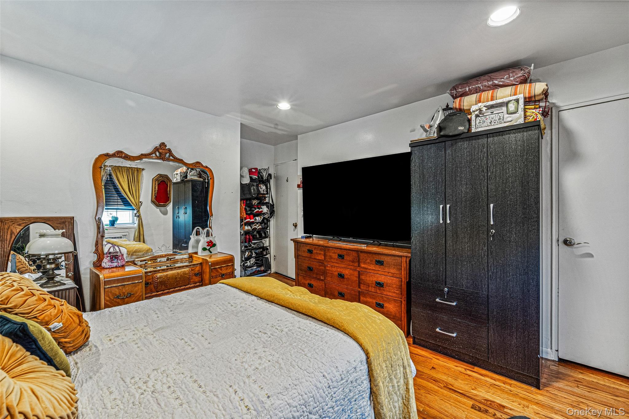  8429 153rd Avenue, Howard Beach, NY, 11414 - 物件實景