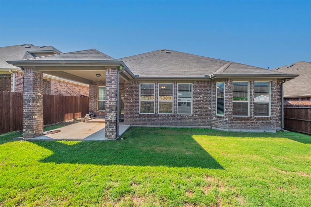 Fort Worth, Texas, 76179, United States, 4 Bedrooms Bedrooms, ,4 BathroomsBathrooms,Residential,For Sale,1978129
