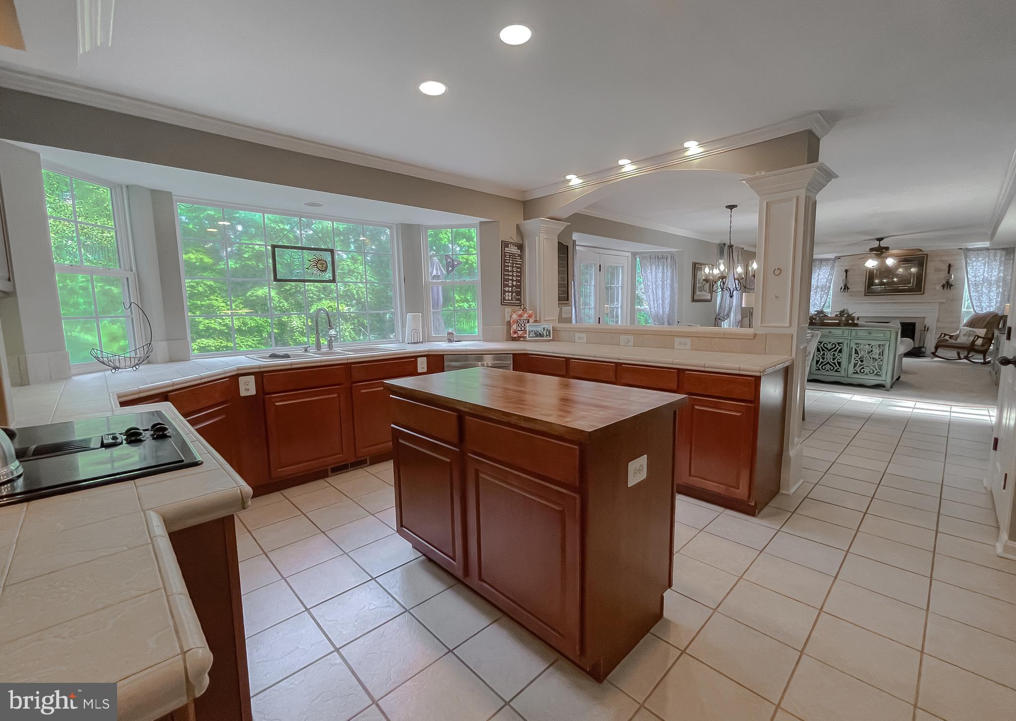 Callaway, Maryland, 20620, United States, 6 Bedrooms Bedrooms, ,5 BathroomsBathrooms,Residential,For Sale,1943056