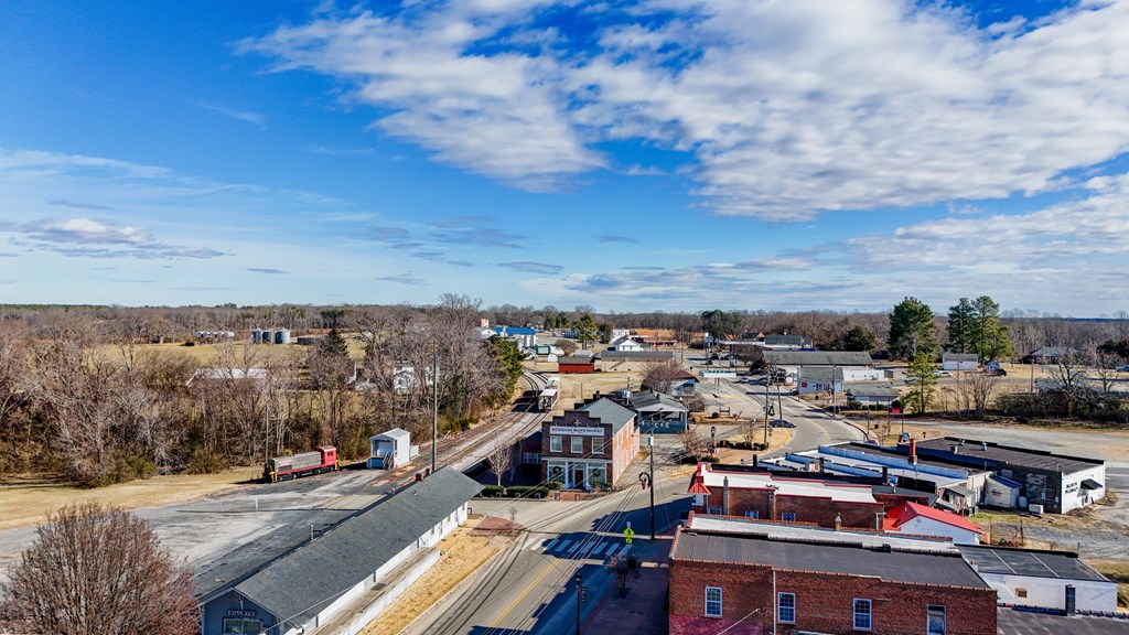 Dillwyn, Virginia, 23936, United States, 4 Bedrooms Bedrooms, ,2 BathroomsBathrooms,Residential,For Sale,2007810