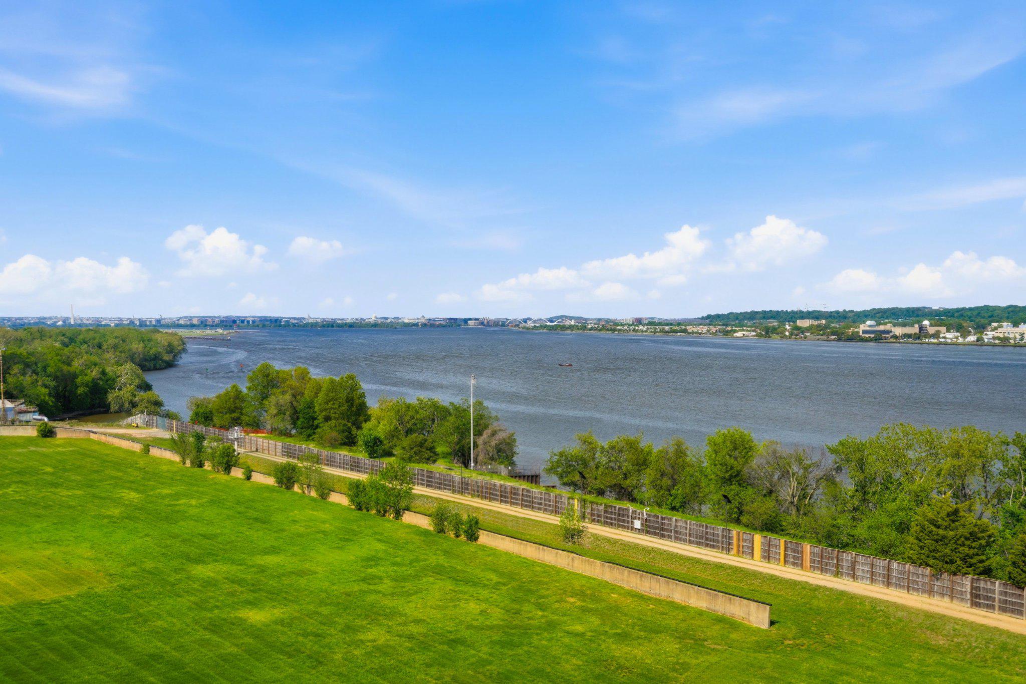  1201 N Royal Street, Alexandria, VA, 22314 - 物件實景