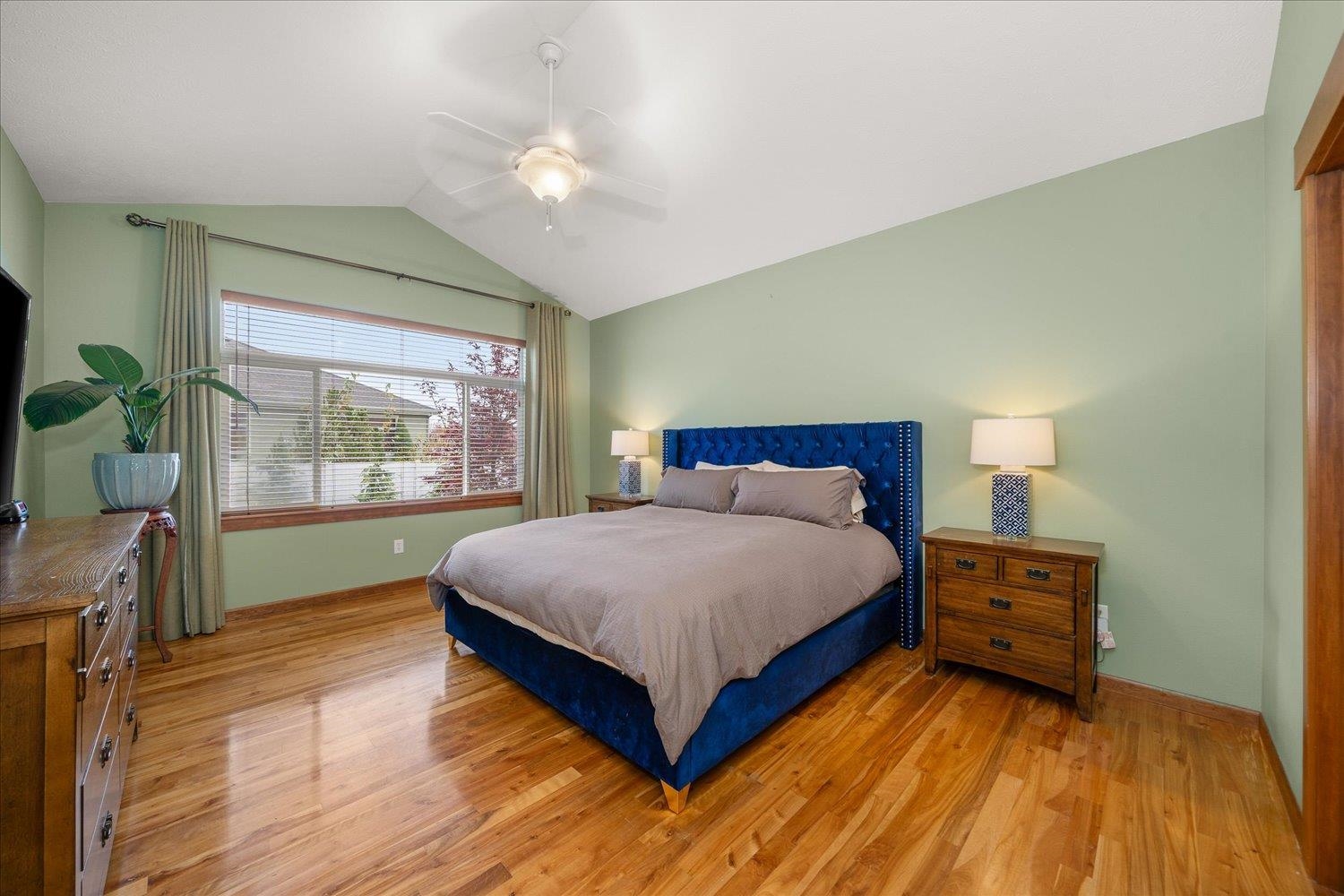 Spokane, Washington, 99224, United States, 4 Bedrooms Bedrooms, ,2 BathroomsBathrooms,Residential,For Sale,1985740