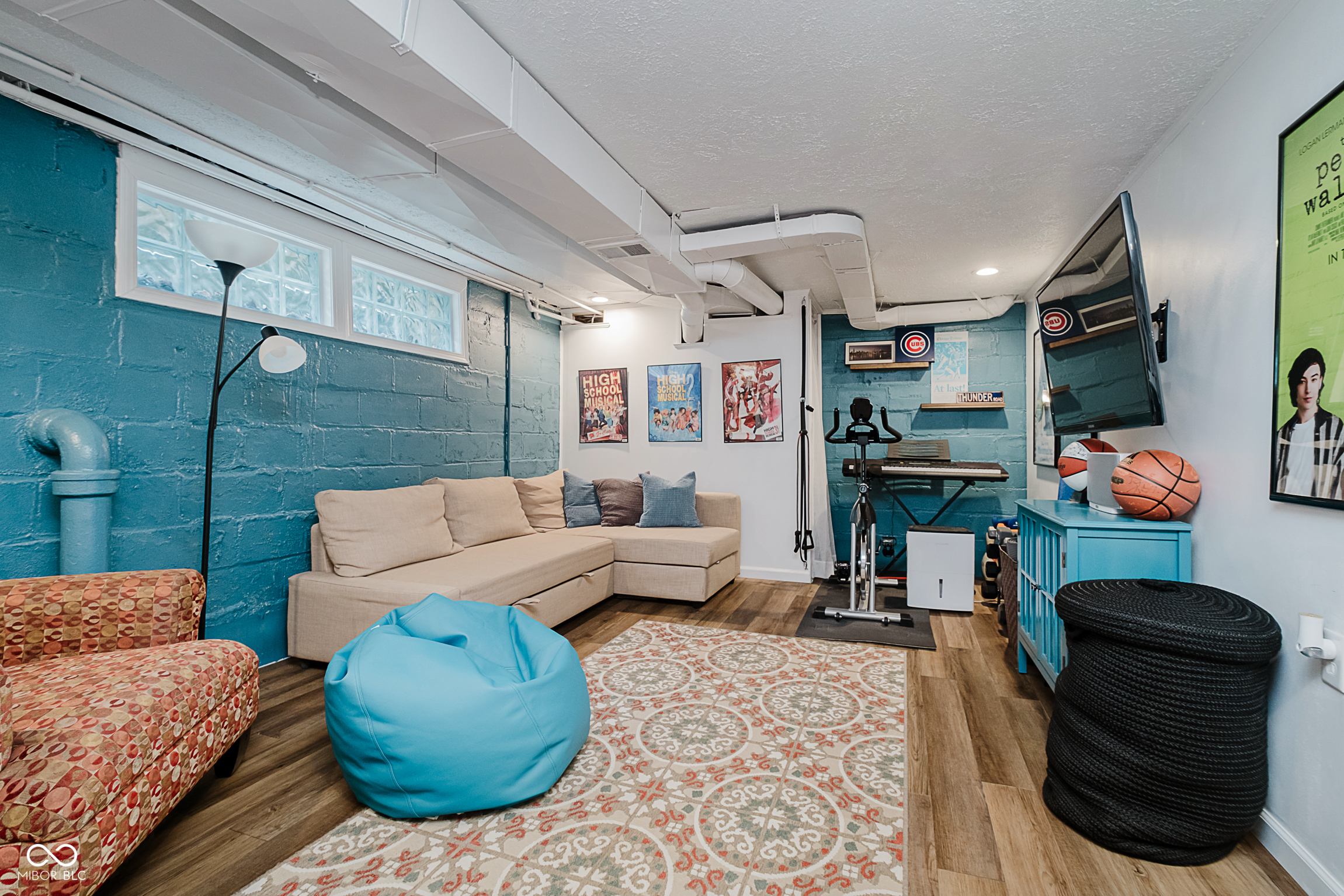 Indianapolis, Indiana, 46208, United States, 4 Bedrooms Bedrooms, ,4 BathroomsBathrooms,Residential,For Sale,1979379