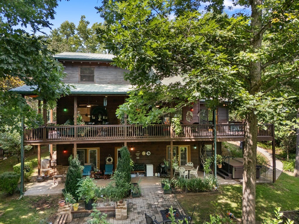 Blairsville, Georgia, 30512, United States, 3 Bedrooms Bedrooms, ,4 BathroomsBathrooms,Residential,For Sale,1895292
