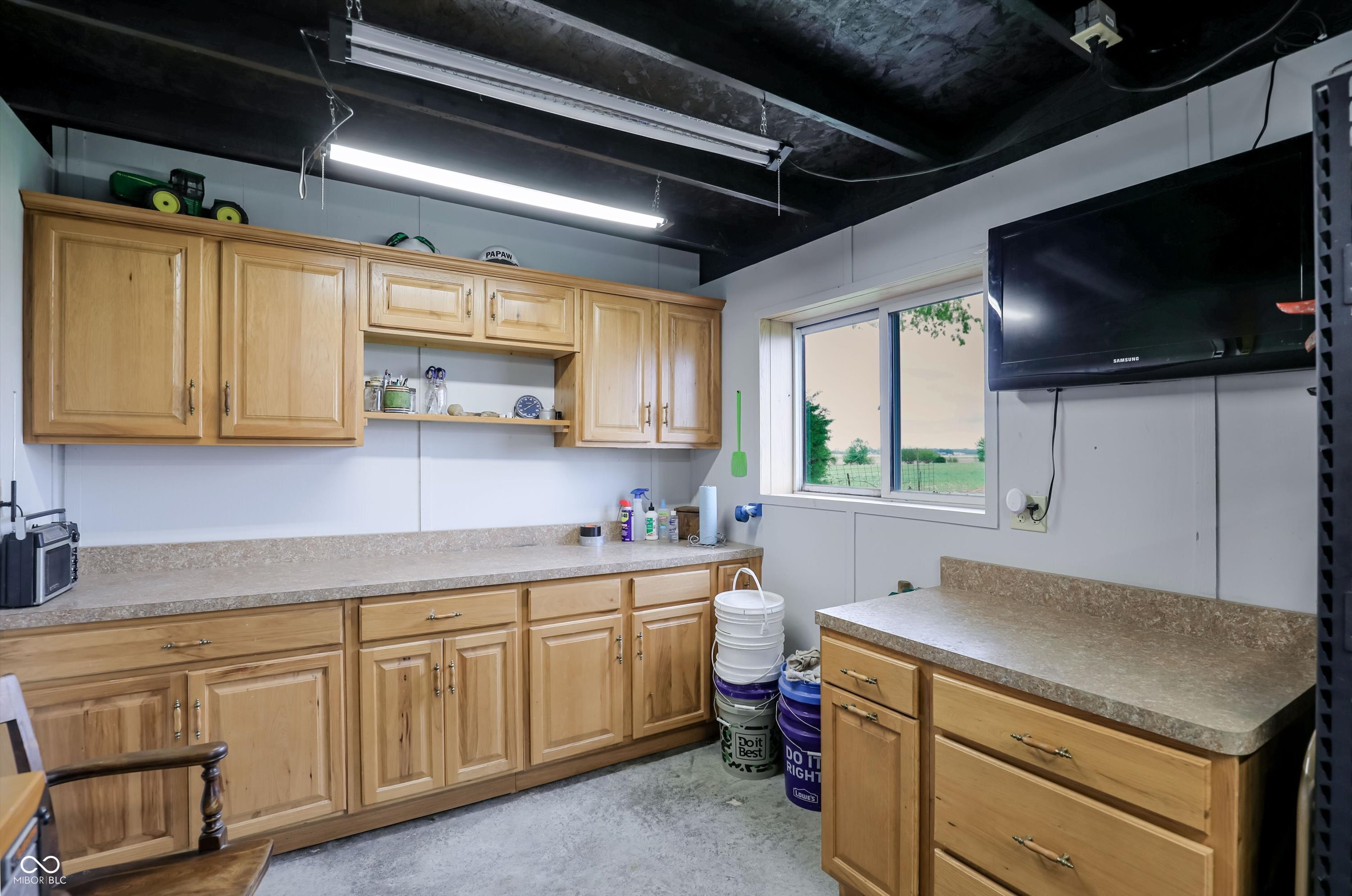Shelbyville, Indiana, 46176, United States, 4 Bedrooms Bedrooms, ,3 BathroomsBathrooms,Residential,For Sale,2042484