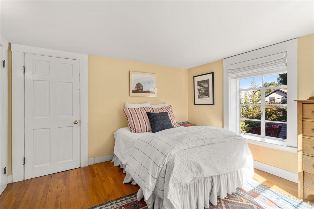 Cambridge, Massachusetts, 02139, United States, 3 Bedrooms Bedrooms, ,2 BathroomsBathrooms,Residential,For Sale,1940619