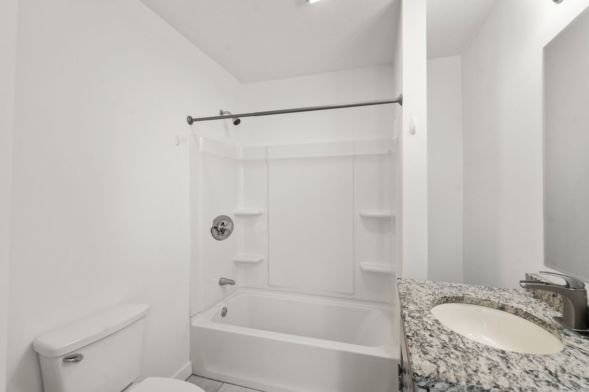  145-147 Canterbury Street, Worcester, MA, 01603 - 物件實景