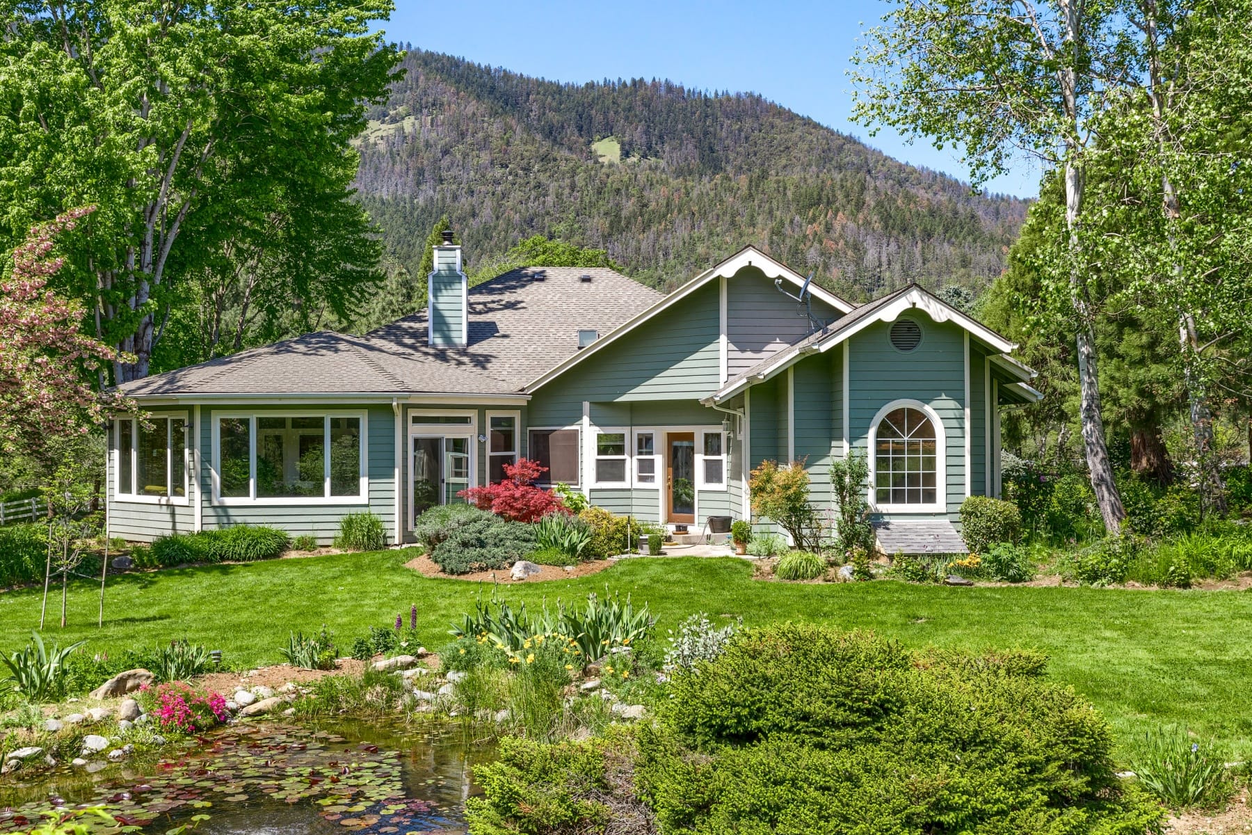  4000 Little Applegate Road Jacksonville, OR 97530 - 物件實景