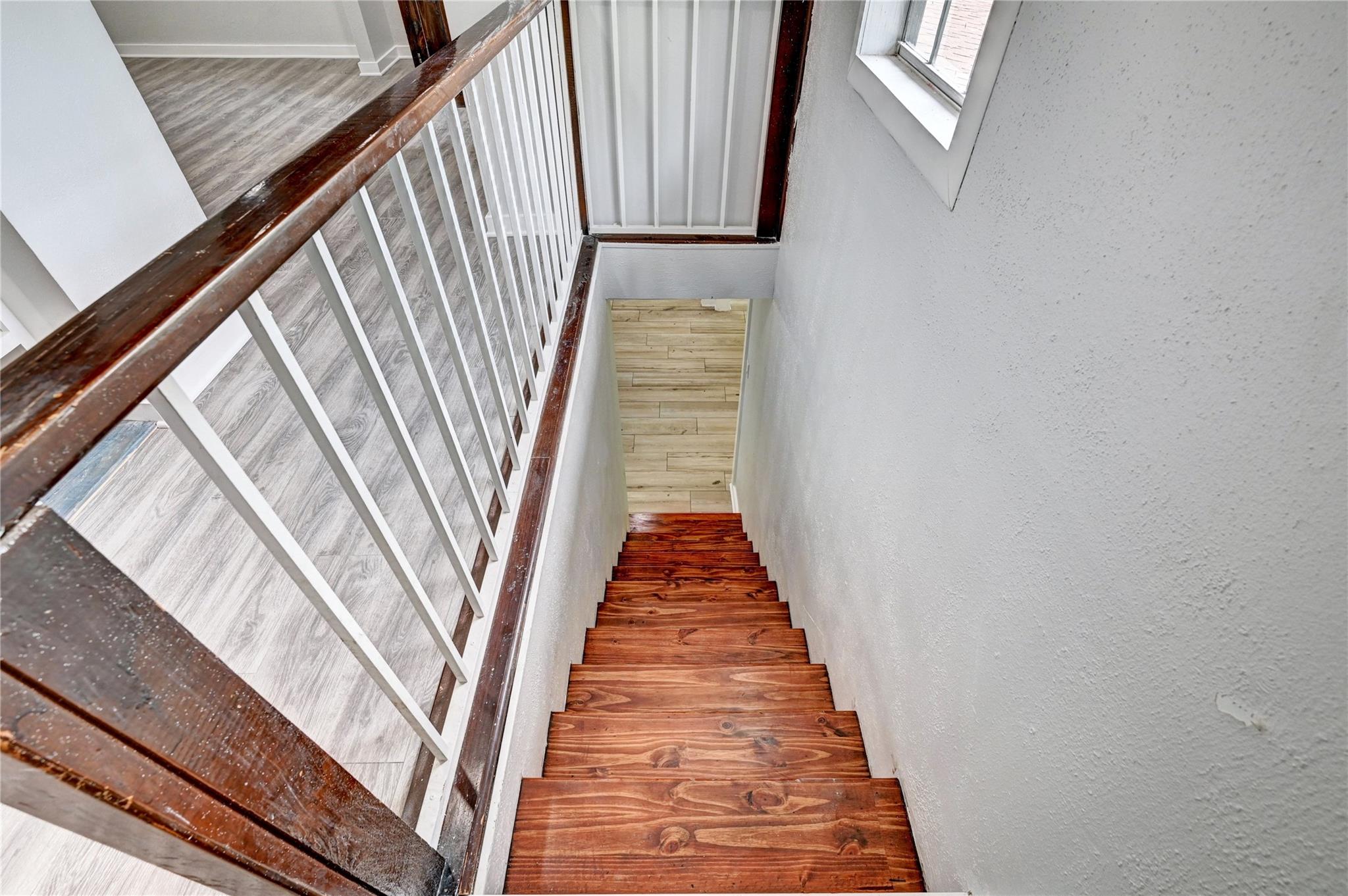 Huntsville, Texas, 77320, United States, 4 Bedrooms Bedrooms, ,3 BathroomsBathrooms,Residential,For Sale,1921043