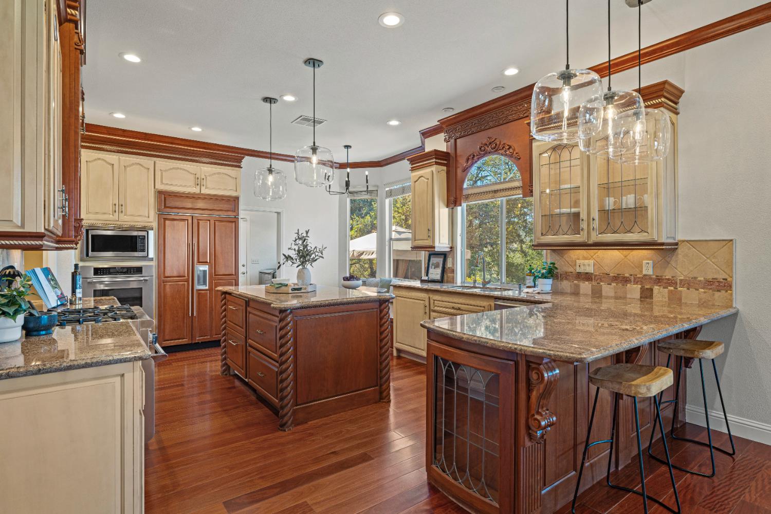 El Dorado Hills, California, 95762, United States, 4 Bedrooms Bedrooms, ,3 BathroomsBathrooms,Residential,For Sale,1987748