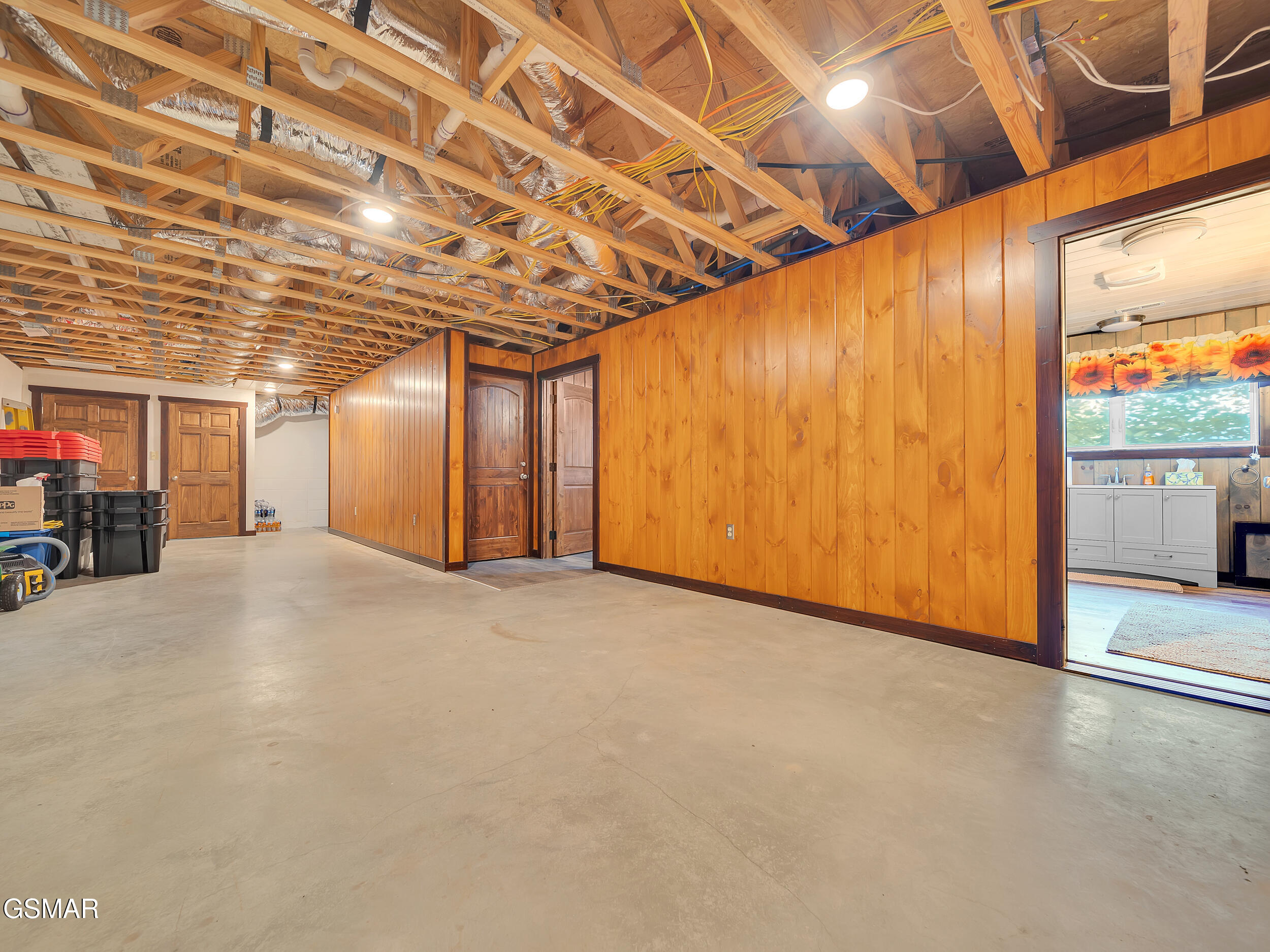 Gatlinburg, Tennessee, 37738, United States, 3 Bedrooms Bedrooms, ,4 BathroomsBathrooms,Residential,For Sale,1828723