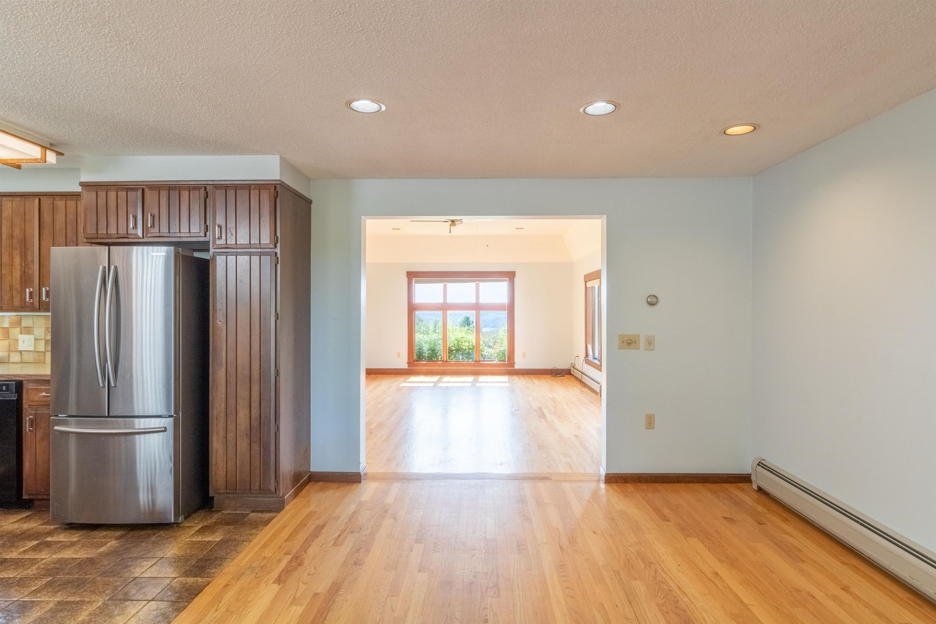 Lyndon, Vermont, 05851, United States, 3 Bedrooms Bedrooms, ,1 BathroomBathrooms,Residential,For Sale,1983968