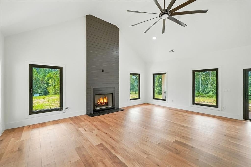 Talking Rock, Georgia, 30175, United States, 3 Bedrooms Bedrooms, ,3 BathroomsBathrooms,Residential,For Sale,1973806