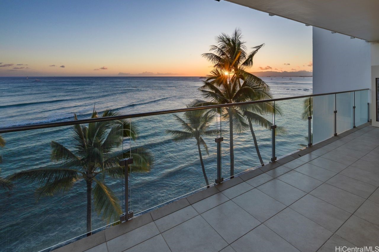 Honolulu, Hawaii, 96815, United States, 2 Bedrooms Bedrooms, ,2 BathroomsBathrooms,Residential,For Sale,1836877