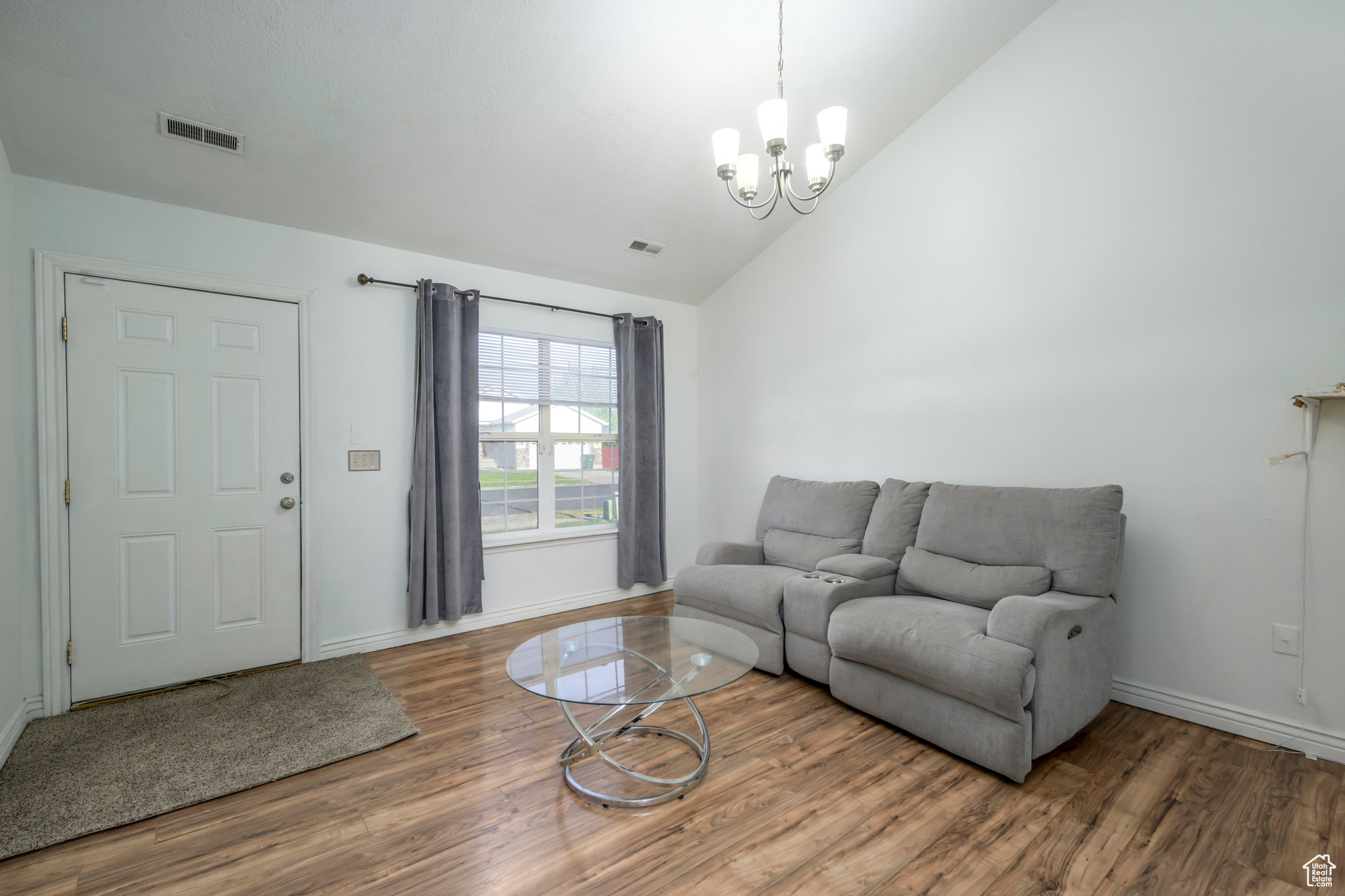 West Valley City, Utah, 84128, United States, 6 Bedrooms Bedrooms, ,3 BathroomsBathrooms,Residential,For Sale,1917047