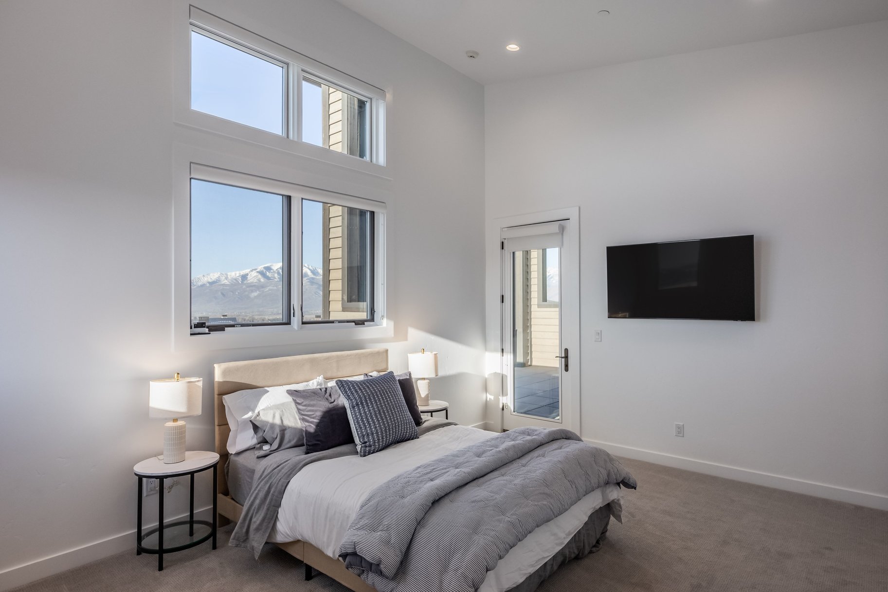  Modern Red Ledges home with Full Golf Membership Available - Fully Furnished - 物件實景