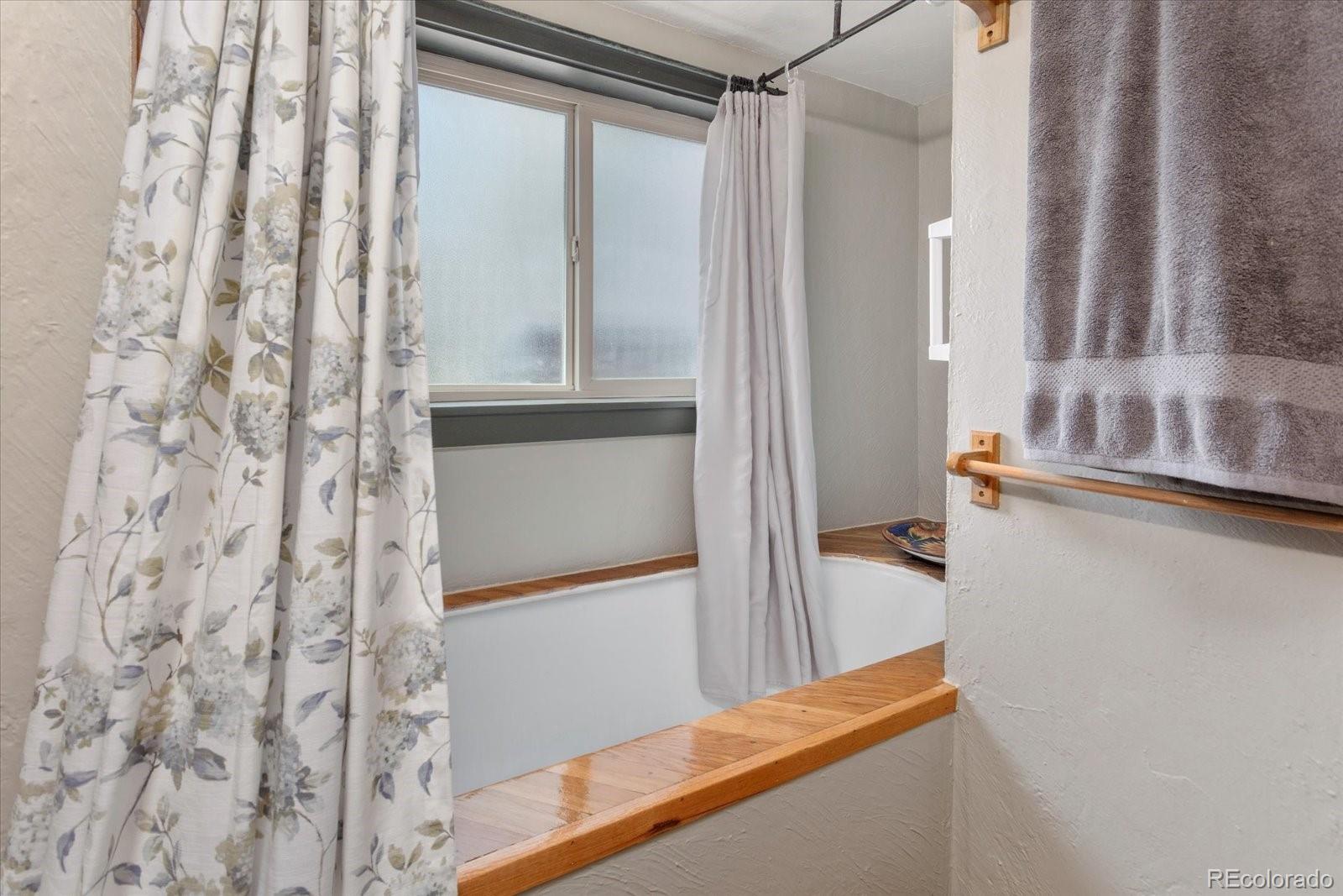 Poncha Springs, Colorado, 81242, United States, 2 Bedrooms Bedrooms, ,1 BathroomBathrooms,Residential,For Sale,1881268