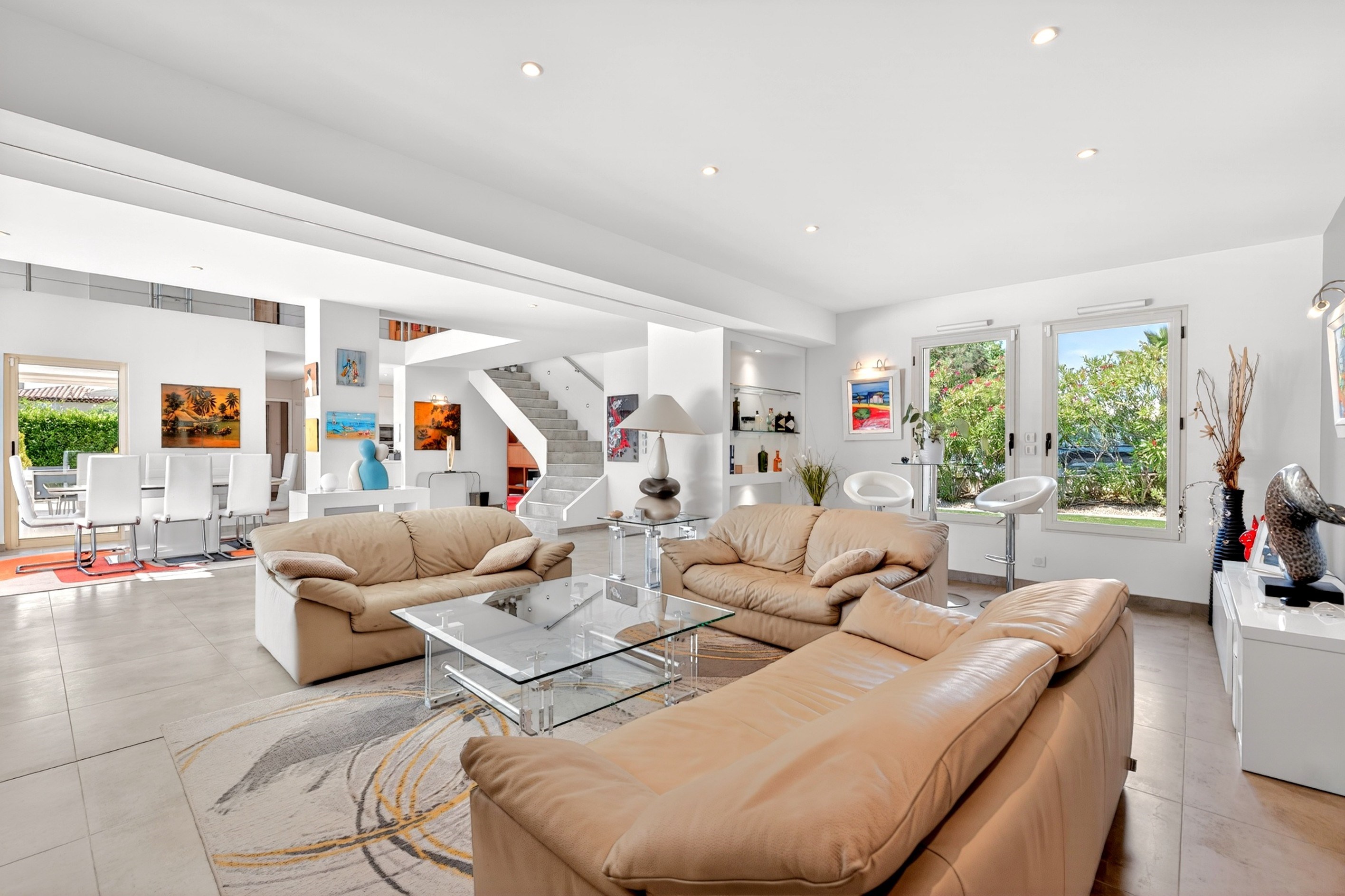  Family villa with pool within walking distance of Mouans-Sartoux village - 物件實景