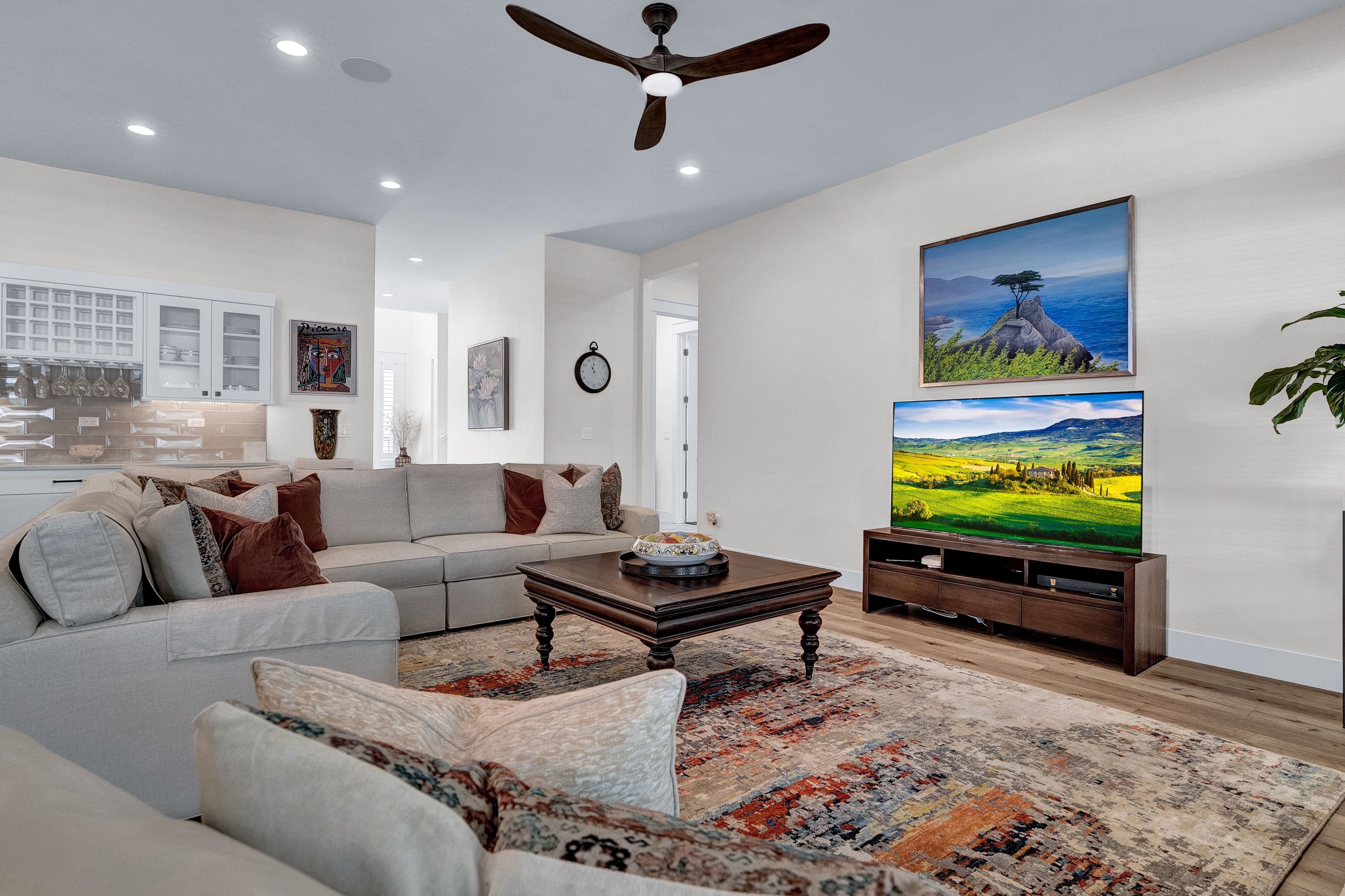  Refined Half-Acre Estate with Dual Kitchens & Open Space Backdrop - 物件實景