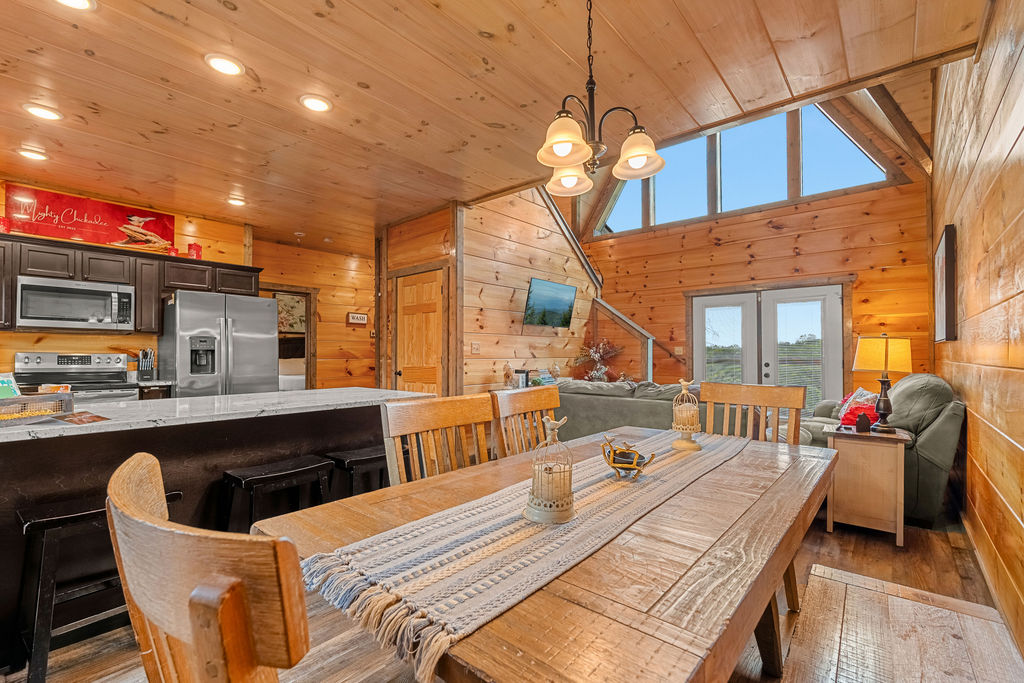 Sevierville, Tennessee, 37876, United States, 3 Bedrooms Bedrooms, ,4 BathroomsBathrooms,Residential,For Sale,1936996