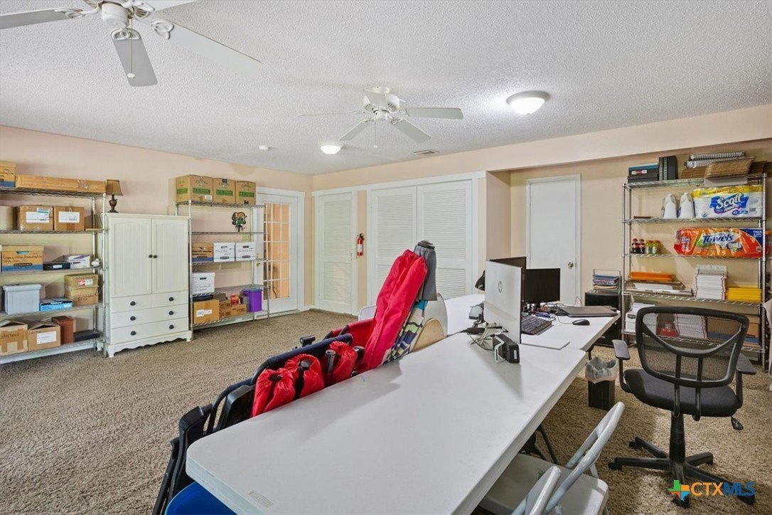 Salado, Texas, 76571, United States, 3 Bedrooms Bedrooms, ,3 BathroomsBathrooms,Residential,For Sale,1976351