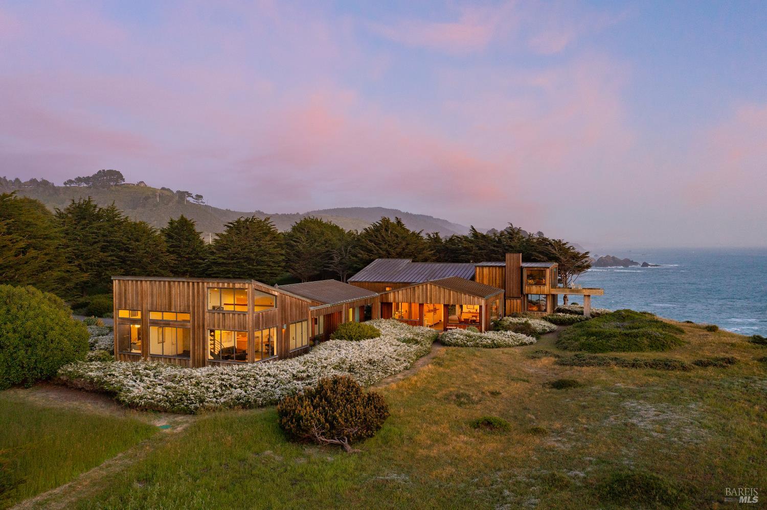 Elk, California, 95432, United States, 4 Bedrooms Bedrooms, ,4 BathroomsBathrooms,Residential,For Sale,1993215