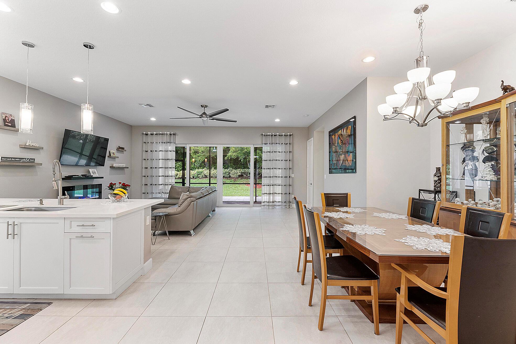 Boynton Beach, Florida, 33473, United States, 2 Bedrooms Bedrooms, ,2 BathroomsBathrooms,Residential,For Sale,1900739
