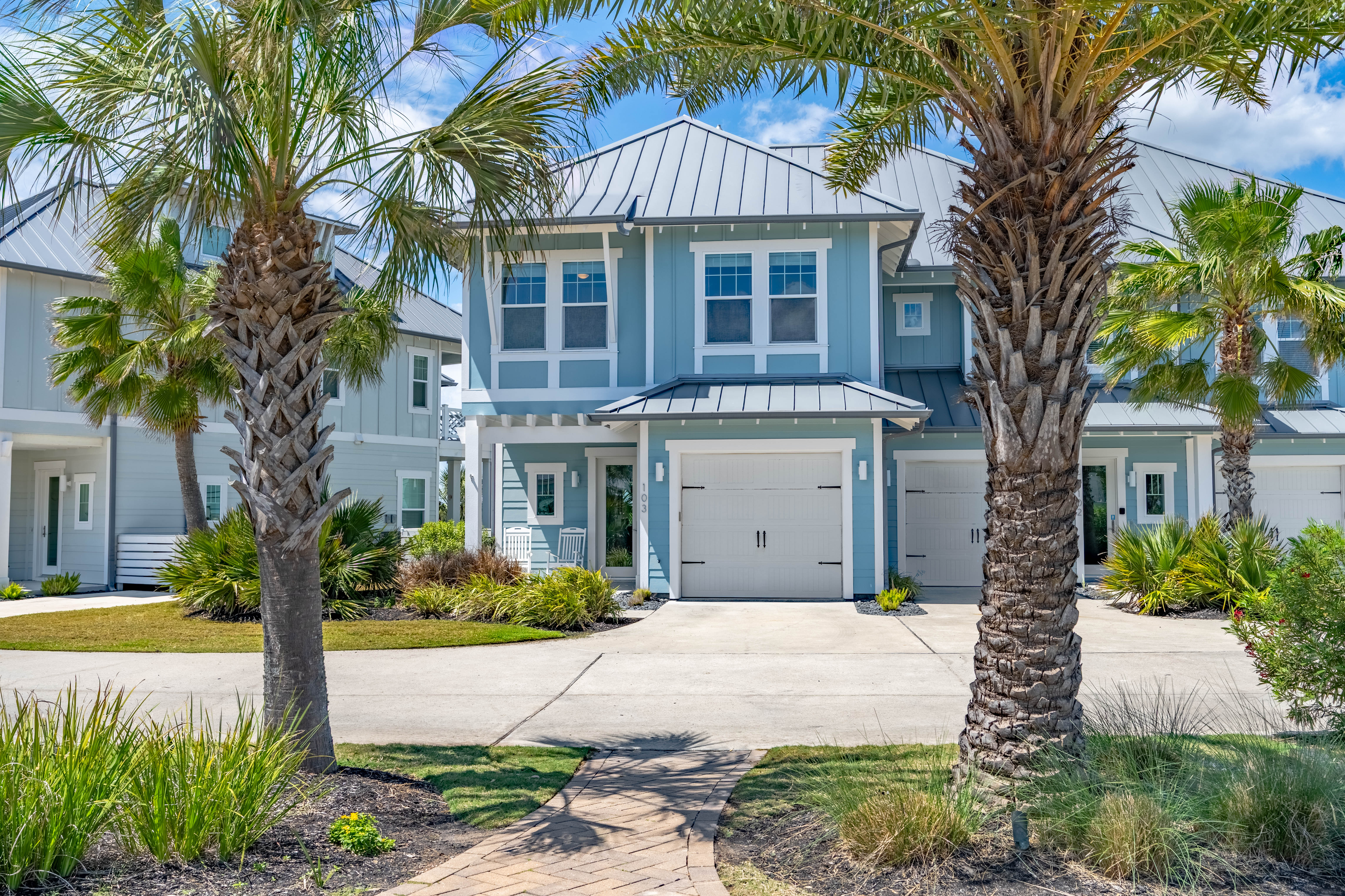  Relaxing 4BR Waterfront Condo - 物件實景