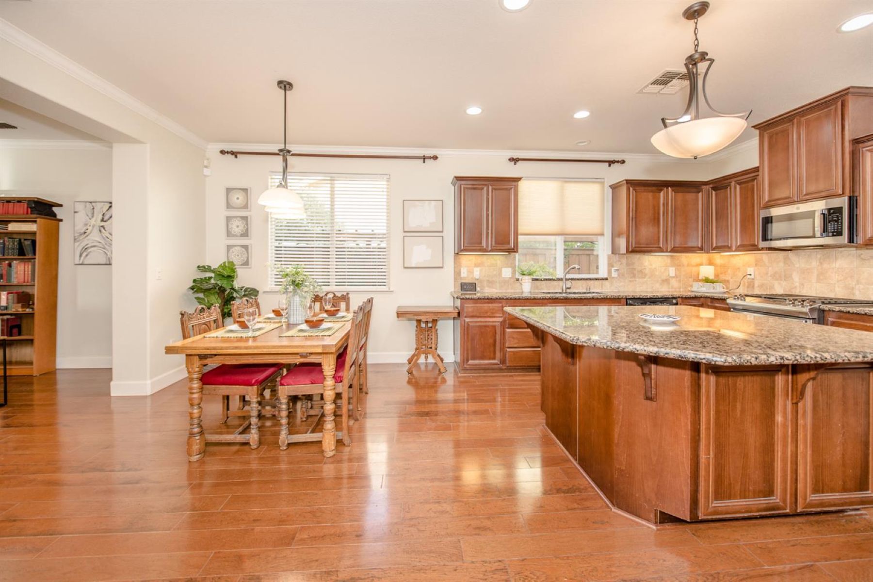  4431 Red Sea Lane, Sacramento, CA 95834 - 物件實景