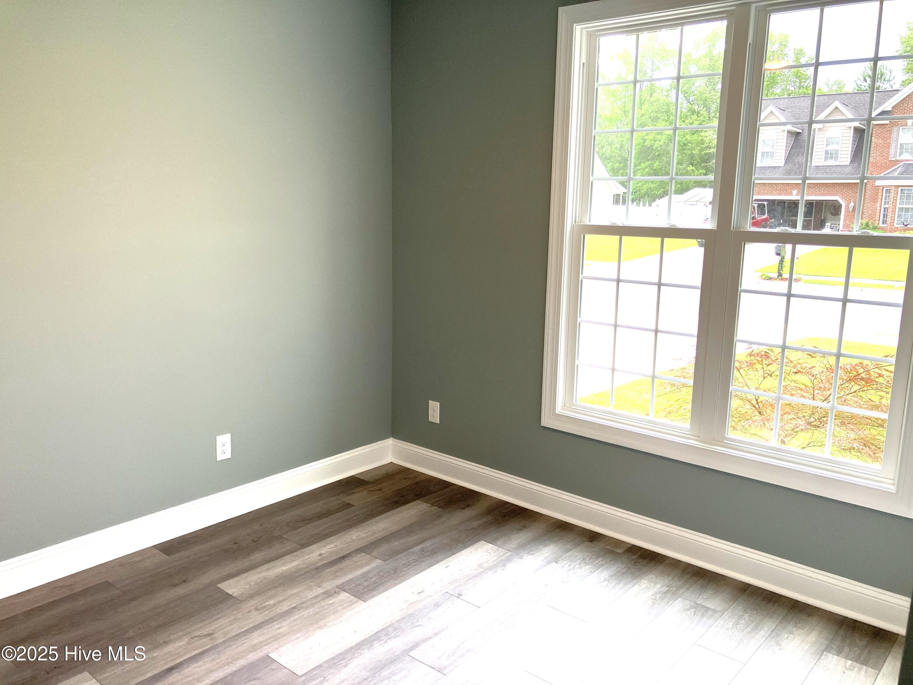 Jacksonville, North Carolina, 28546, United States, 5 Bedrooms Bedrooms, ,3 BathroomsBathrooms,Residential,For Sale,1980601