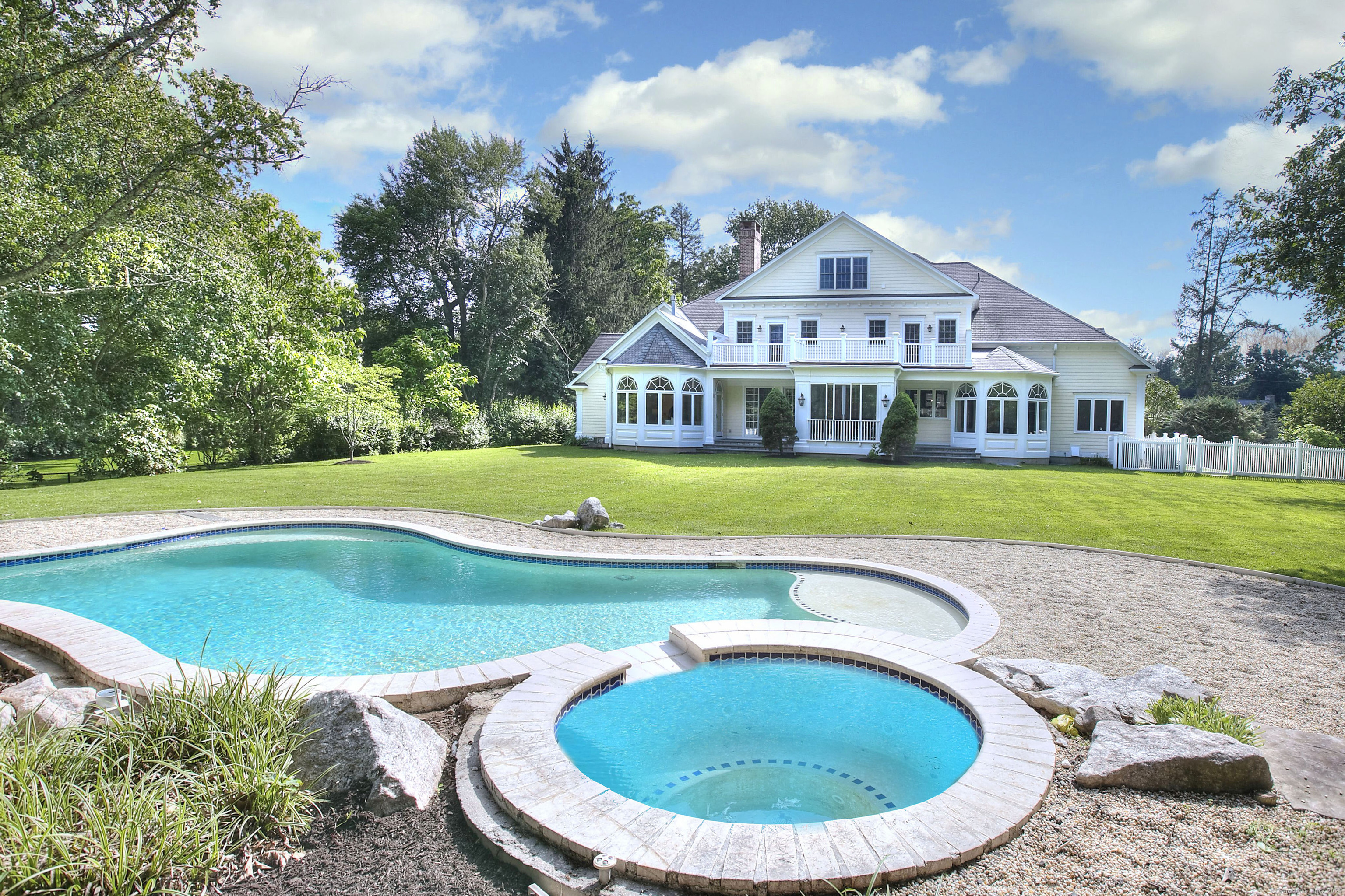 Westport, Connecticut, 06880, United States, 5 Bedrooms Bedrooms, ,7 BathroomsBathrooms,Residential,For Sale,1906328