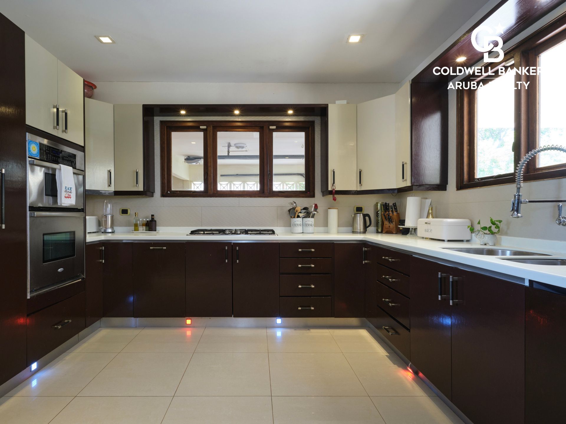 Noord, AW, 5 Bedrooms Bedrooms, ,4 BathroomsBathrooms,Residential,For Sale,1692582