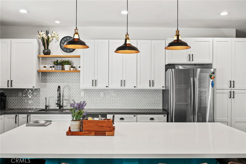 Oxnard, California, 93035, United States, ,Residential,For Sale,1991786