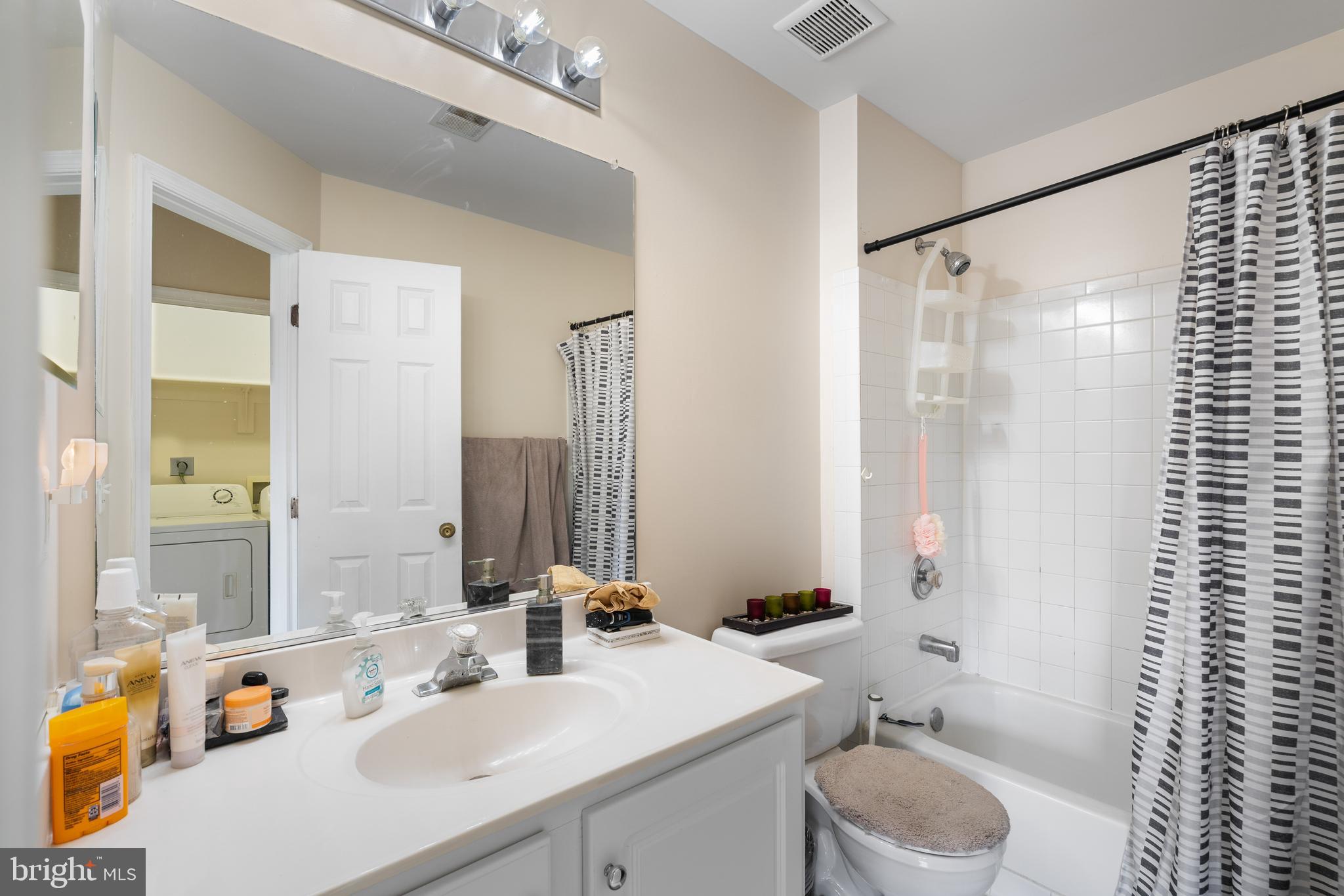 Alexandria, Virginia, 22304, United States, 3 Bedrooms Bedrooms, ,4 BathroomsBathrooms,Residential,For Sale,1927839